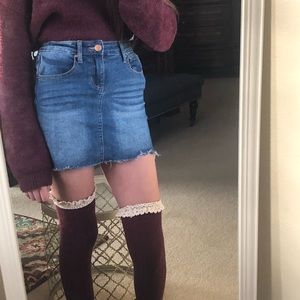 Knee/Thigh High Ruffle Socks Red/Maroon
